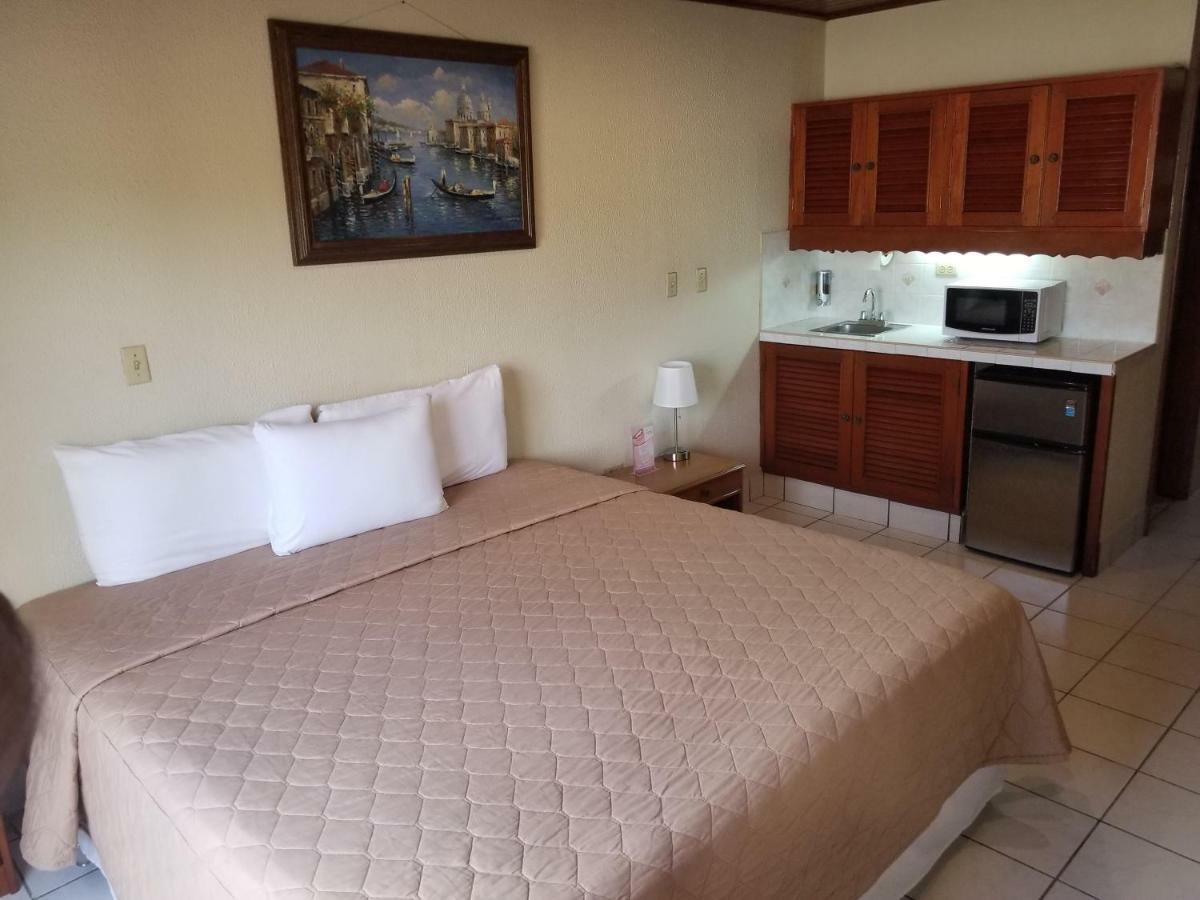 Hotel Mansion Teodolinda Managua Extérieur photo
